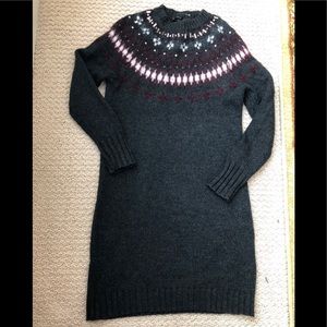 J crew tunic sweater with jewelry